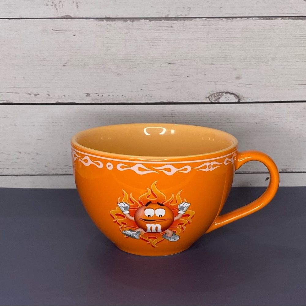 2007 M&M’s World Oversized Orange M&M Character Ceramic Mug (Soup Bowl Sized)